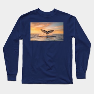 Whale tail splashing Long Sleeve T-Shirt